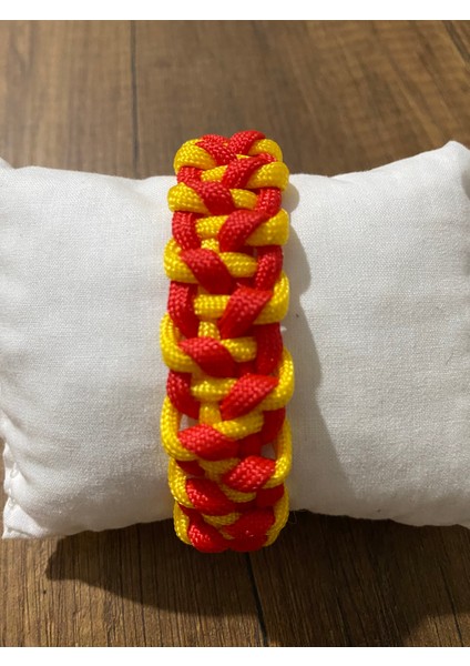 Sarı Kırmızı Geçişli Model Paracord Bileklik modelleri