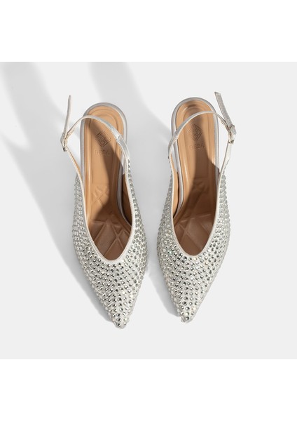 Kadın Gümüş Ayarlanabilir Metal Tokalı Taşlı Abiye Ayakkabı