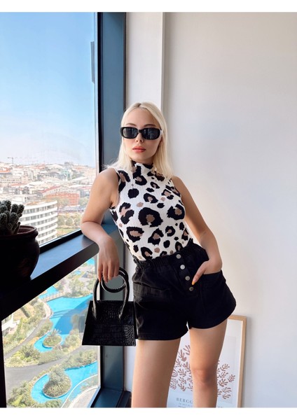 Kadın Ekru Kahve Desen Kolsuz Dik Yaka Kaşkorse Viskon Bluz fiyatları