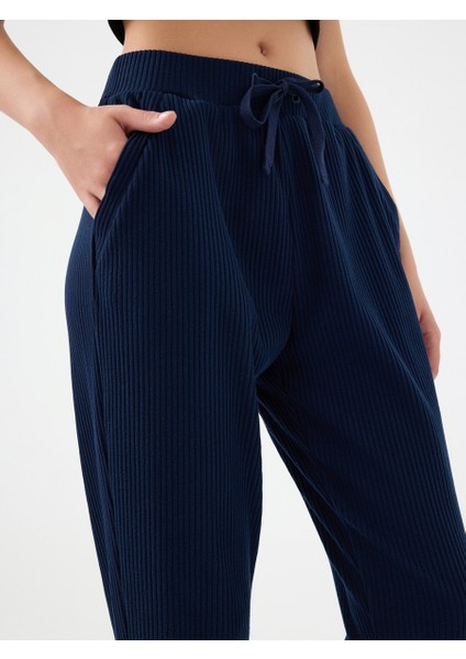 Jogger Fit Kadın Eşofman Altı fırsatları