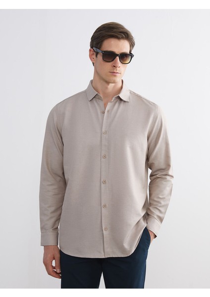 Yeni Sezon Önden Düğme Kapamalı Düz Uzun Kollu Erkek Gömlek