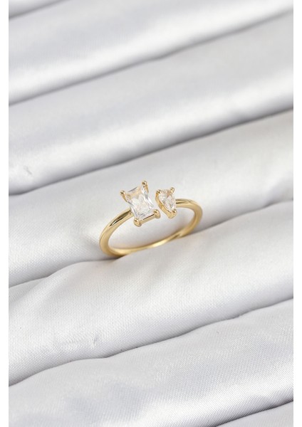 Pirinç Gold Renk Zirkon Taşlı Kadın Yüzük