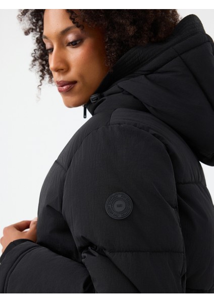 Crop Kadın Mont indirimleri