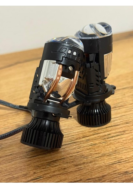 H4 Mercekli LED Zenon Pragon 60W Güç 23.000LÜMEN LED Zenon Şimşek Etkili 12-24V Uzun Ömürlü Güçlü Çizgisel Odak