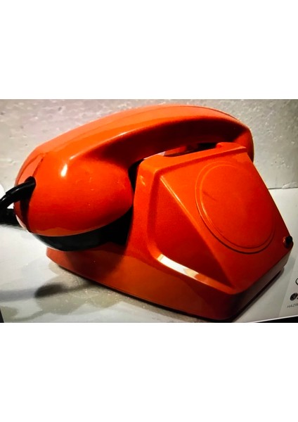 Turuncu Renk Masaüstü Telefon