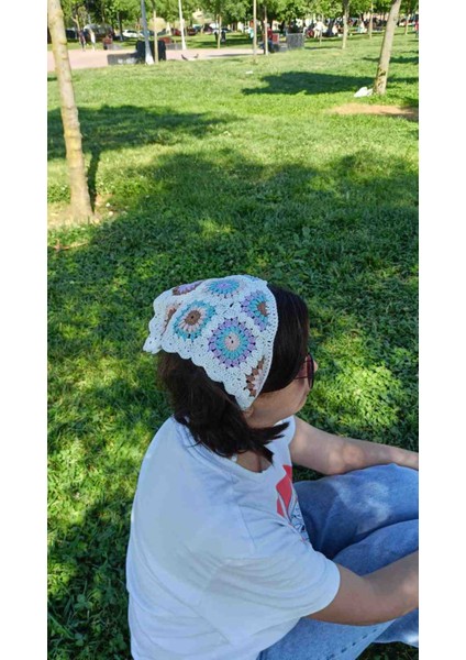 Renkli Motifli Örgü Bandana fiyatları