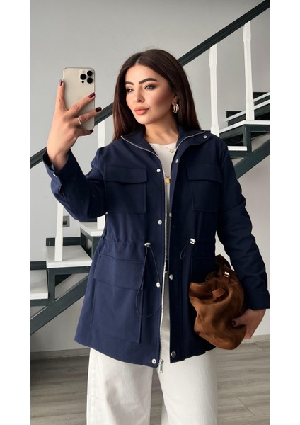 Lacivert Bel Büzgü Detaylı Ekose Astarlı Trençkot