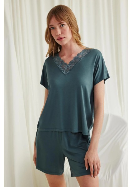 Monamise Kısa Kollu Dantelli V Yaka Şort Takımı modelleri