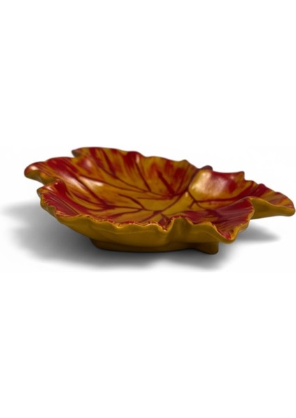 Sonbahar Yaprağı Formlu Dekoratif Tabak – 15 cm x 13,5 cm