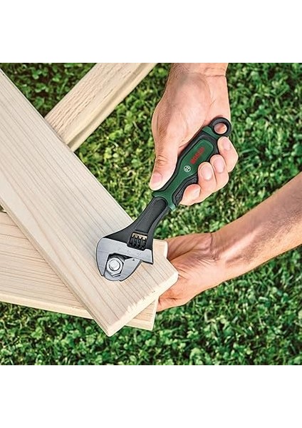 Ingiliz Anahtarı 200 mm (Yüksek Kaliteli ve Sağlam; Uzun Ömürlü; Yumuşak Sap; 32 Mm'ye Kadar Yumuşak Açma) fiyatları