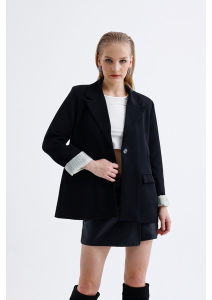 Astarı Çizgili Blazer Ceket