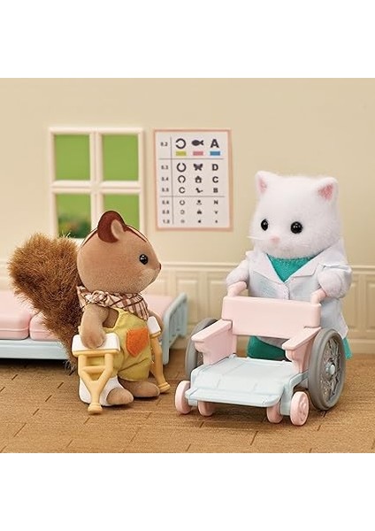 Sylvanian Families 5705 Landdoktor Figürlü Oyun Seti - Oyuncak Bebek Evi Oyun Seti indirimleri