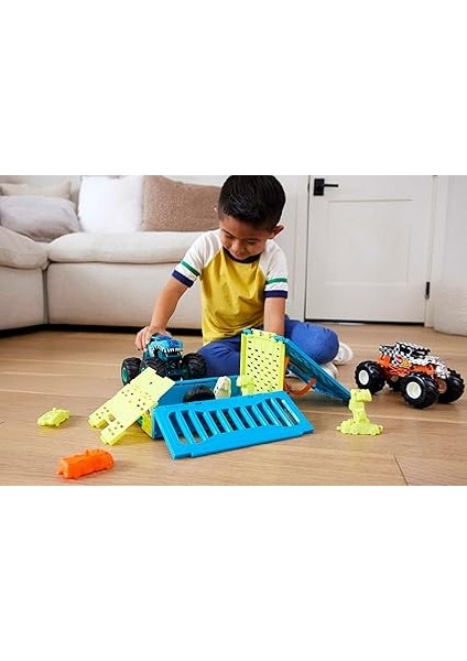 Wheels Monster Trucks 1:24 Mega Wrex'in Çarpışma Kafesi, 3 Yaş ve Üzeri, HNC29 fiyatları