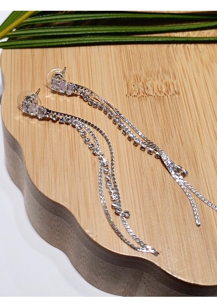 Lüks Gümüş Renk Taşlı Abiye Küpe fiyatları