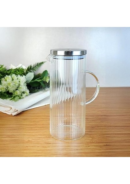 1500ML Metal Kapaklı Line Borosilikat Cam Yağlık &amp; Sürahi – Şık, Dayanıklı ve Sağlıklı Saklama Çözümü (9cm x 23CM) fiyatları