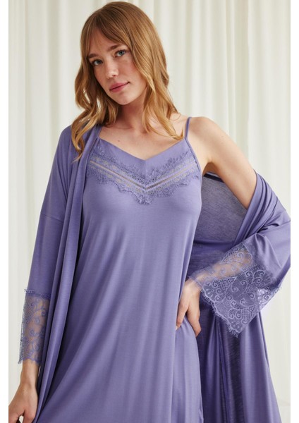 Monamise Dekolteli Yakası ve Kolu Dantelli Sabahlık Takımı fiyatları