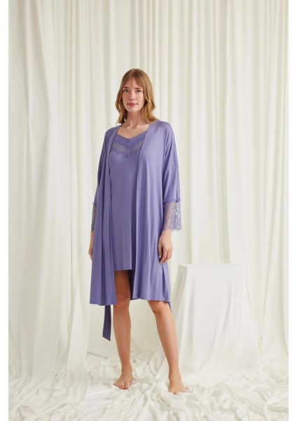 Monamise Dekolteli Yakası ve Kolu Dantelli Sabahlık Takımı fırsatları