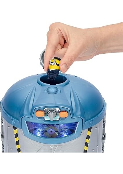 Despicable Me Sinema Dönüştürücü Süpriz Oyun Seti indirimleri