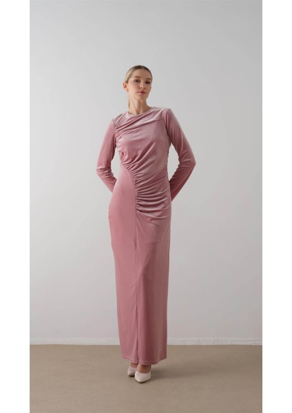 Önü Büzgülü Kadife Elbise Pudra