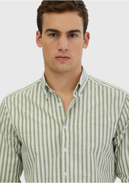 Açık Yeşil Çizgili Casual Fit Dokuma Casual %100 Pamuk Gömlek fırsatları