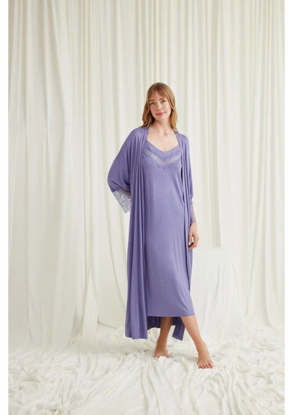 Monamise Dekolteli Yakası ve Kolu Dantelli Sabahlık Takımı