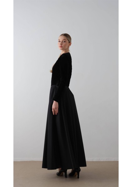 Kapitone Detaylı Elbise Siyah fırsatları