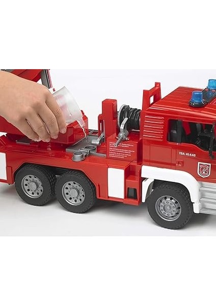 - Man Merdivenli Itfaiye Aracı Ölçekli Model fırsatları