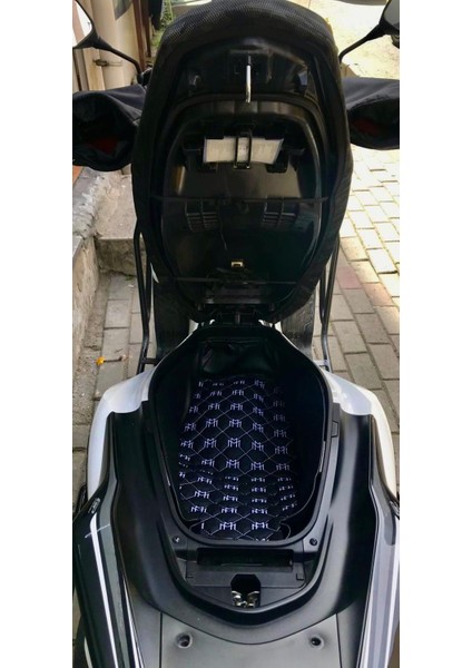 Akdeniz Sele Kaplama Honda Pcx 125 Bagaj Havuzu modelleri