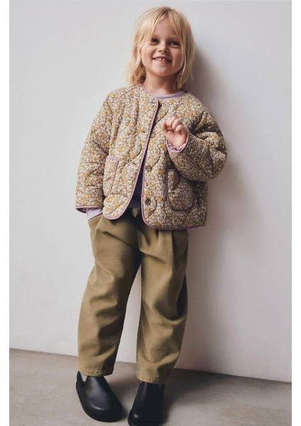 Çiçek Desenli Kız Çocuk Mont – Ince Dolgulu, Astarlı