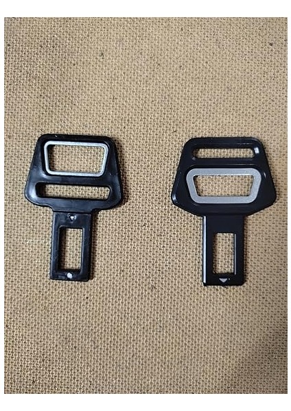 Emniyet Kemeri, 2 Adet Kemer Alarmı,gazoz Açacağı, Kemer Adaptörü, Kayış Kilidi, Kemer Alarmı Durdurucu, Kemer Uyarısı, Farklı Renk Seçenekleri (Siyah) modelleri