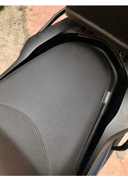 Akdeniz Sele Kaplama Pcx 125 Delüx Punto Desen Lastikli Sele Kılıfı