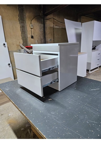 Karmen Beyaz Gizli Bölmeli Komodin fırsatları