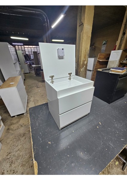 Karmen Beyaz Gizli Bölmeli Komodin indirimleri