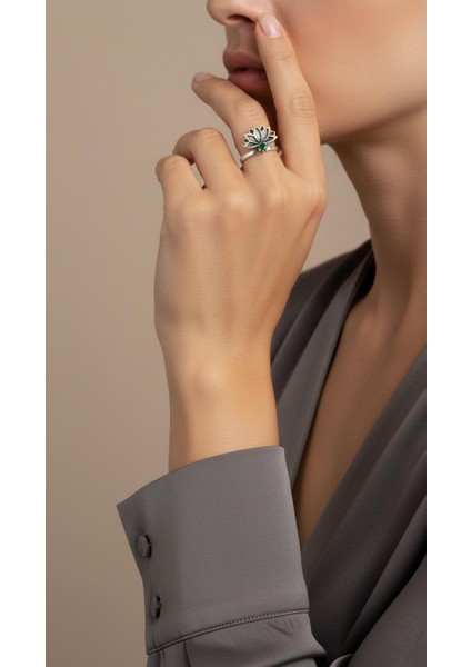 Zümrüt Taşlı Lotus Gümüş Yüzük modelleri