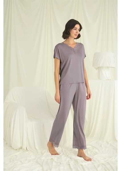 Monamise Kısa Kollu V Yakalı Dantelli Pijama Takımı