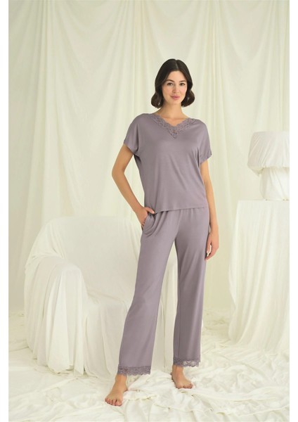 Monamise Kısa Kollu V Yakalı Dantelli Pijama Takımı indirimleri