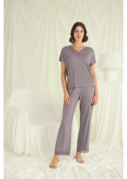 Monamise Kısa Kollu V Yakalı Dantelli Pijama Takımı