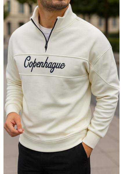 Erkek Yarım Fermuar Parça Detay Nakışlı Polar Sweatshirt