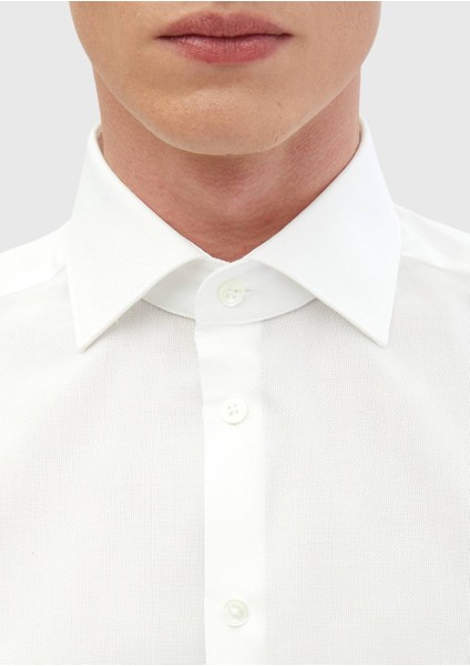 Beyaz Düz Regular Fit Dokuma Klasik %100 Pamuk Gömlek fırsatları