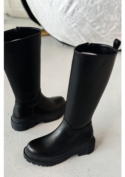Vynor Siyah Fermuarlı Günlük Kadın Çizme modelleri