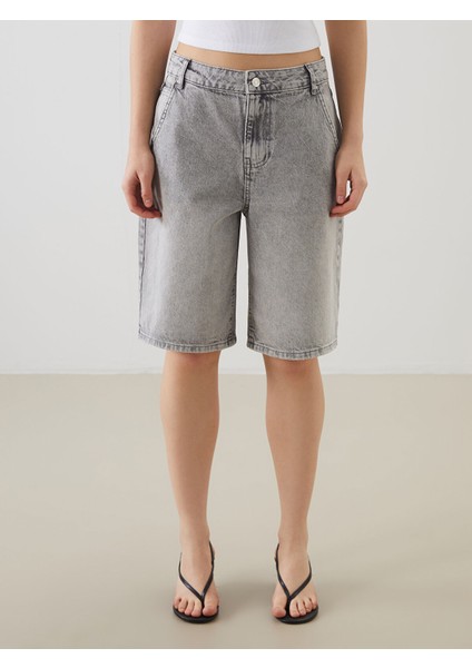 Yeni Sezon Bermuda Fit Kadın Jean Şortolon fiyatları