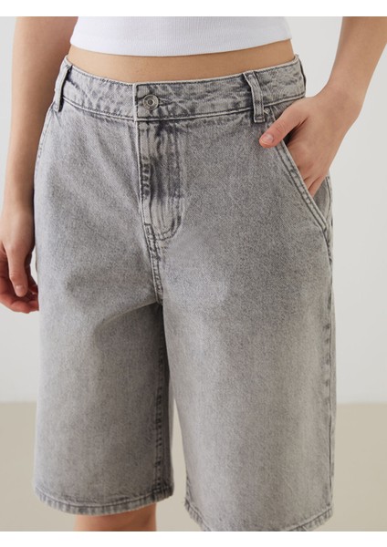 Yeni Sezon Bermuda Fit Kadın Jean Şortolon modelleri