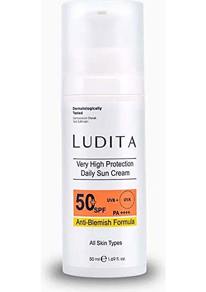 Suya Dayanıklı, Leke Karşıtı , Yüksek Korumalı Güneş Kremi Spf 50 +