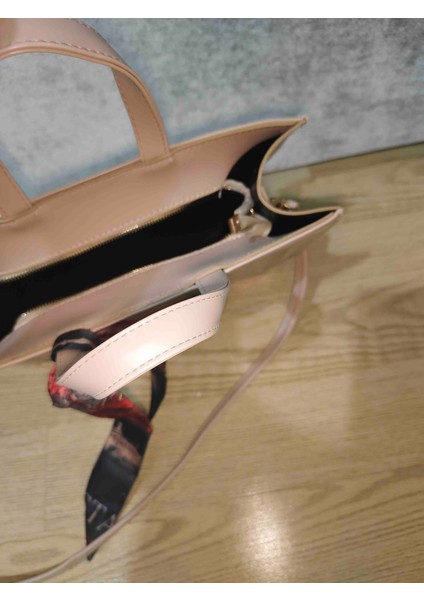 Bayan Deri Çanta fırsatları