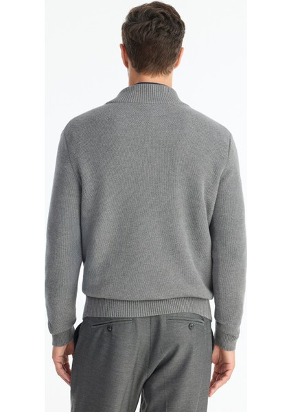 Regular Dik Yaka Uzun Kol Kazak indirimleri