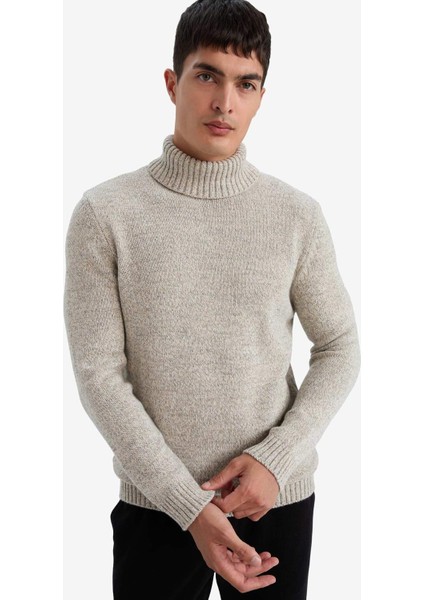 Standart Fit Balıkçı Yaka Triko Kazak F8344AX25WN fırsatları