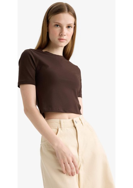 Coool Fitted Crop Basic Düz Kısa Kollu Tişört F8924AX25HS modelleri
