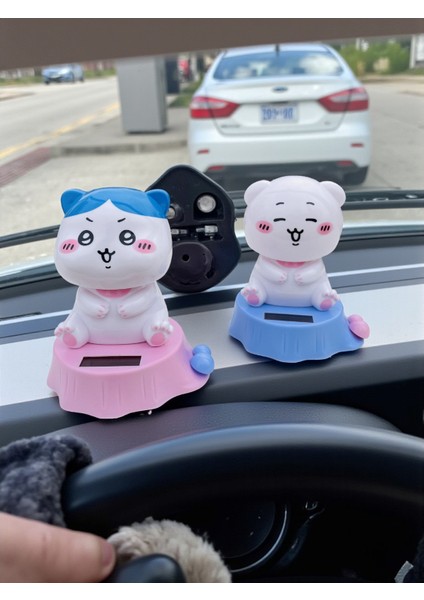 Sevimli Sallanan Kedi Figürü Solar Biblo – Araba ve Masa Dekoru (11 Cm)