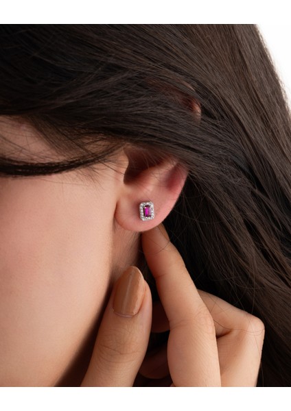 925 Ayar Rodyum Baget Kesim Yakut Taşlı Minimal Günlük Gümüş Küpe fiyatları