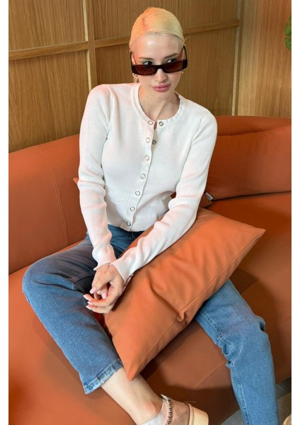 Beyaz Çıt Kapamalı Triko Kadın Hırka MG2579 fırsatları